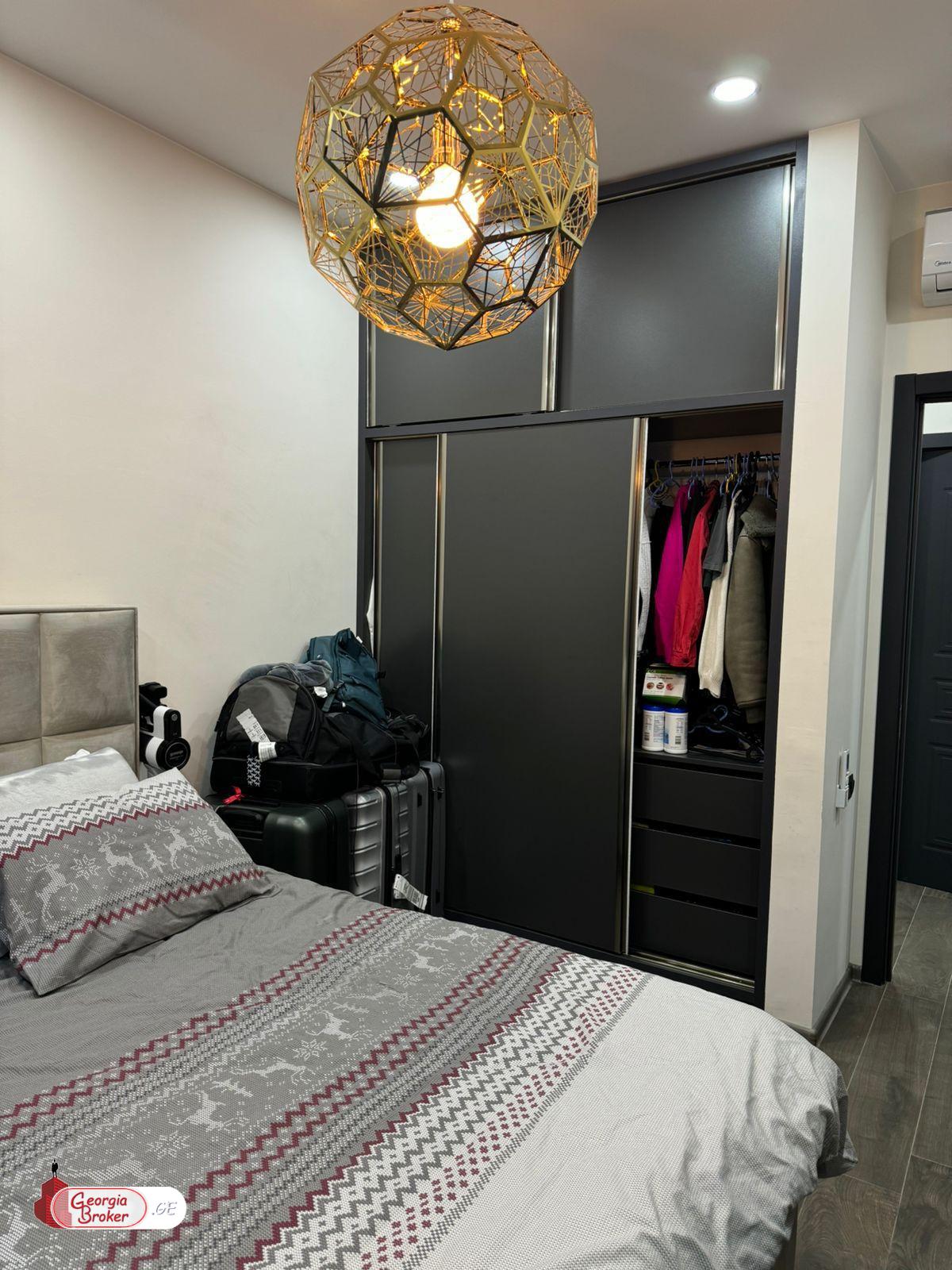 იყიდება ახალი გარემონტებული 3 ოთახიანი ბინა  "კრწანისი ვილა რეზიდენსში"